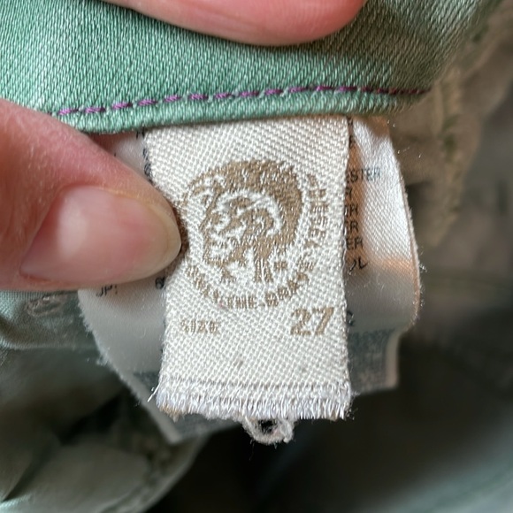 Diesel Vintage Low rise Green Cut-Off Jean Shorts, midi, 27 - Picture 6 of 9